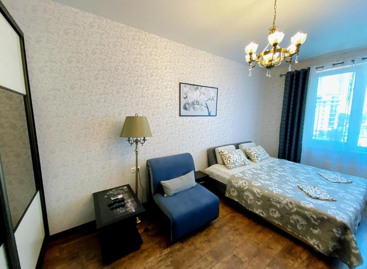 Italian Boulevard Modern Apartment Одеса Екстер'єр фото